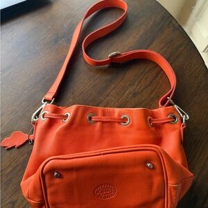 Roots Leather Bucket Bag - Orange